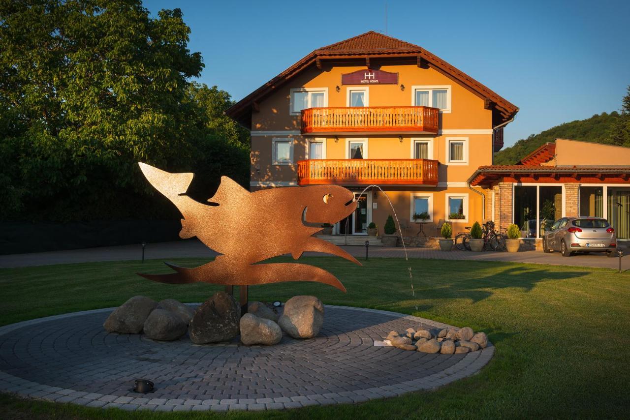 Hotel Honti Visegrád Eksteriør billede